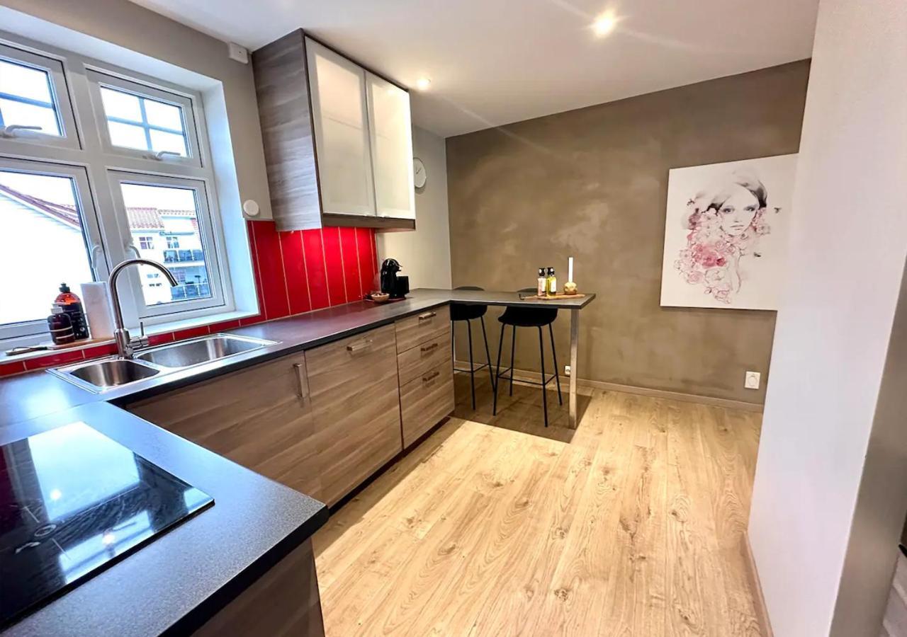 Ferienwohnung Stylish & Bright Penthouse - Office - 5 Star Location! Egersund Exterior foto