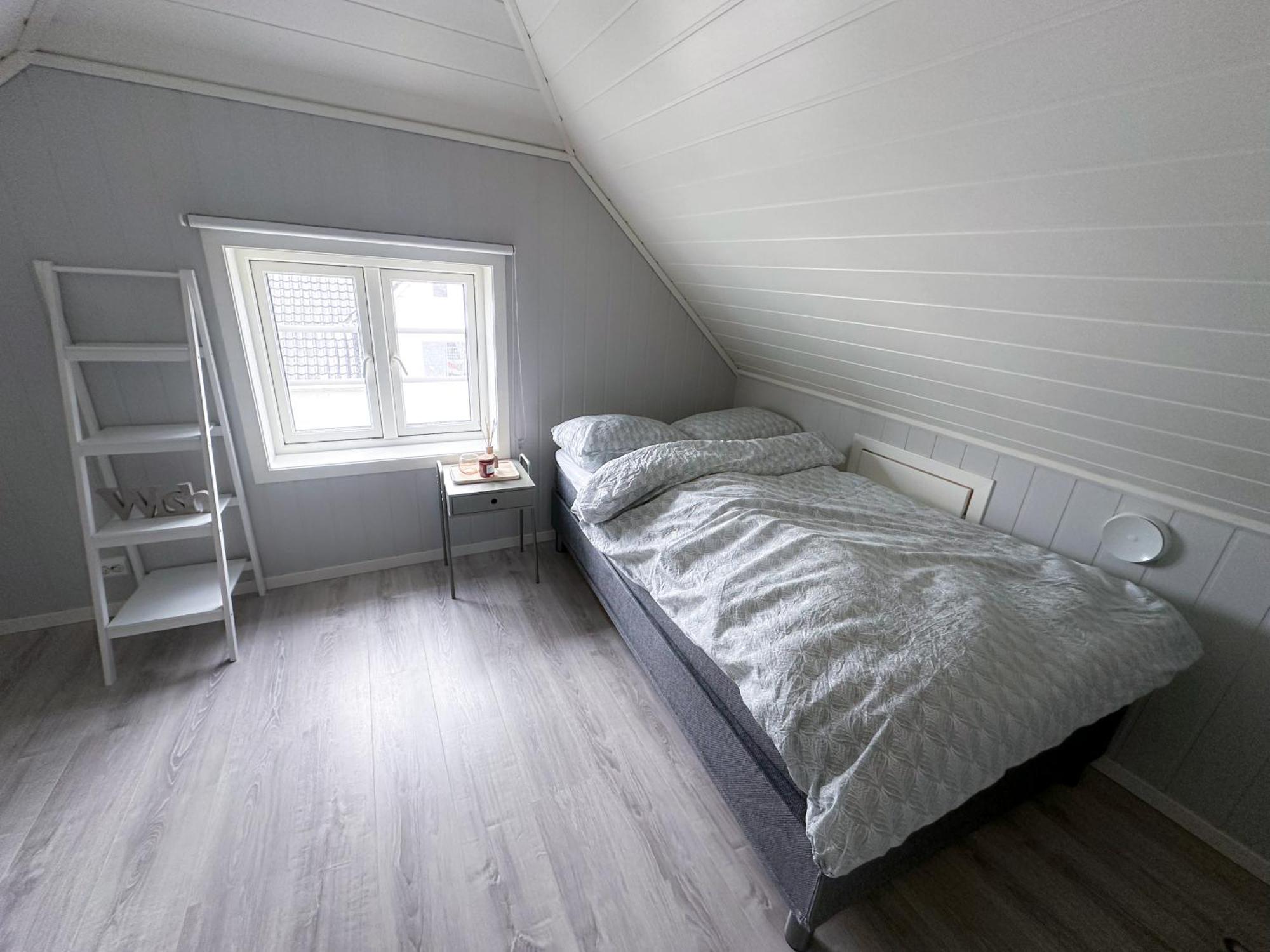 Ferienwohnung Stylish & Bright Penthouse - Office - 5 Star Location! Egersund Exterior foto