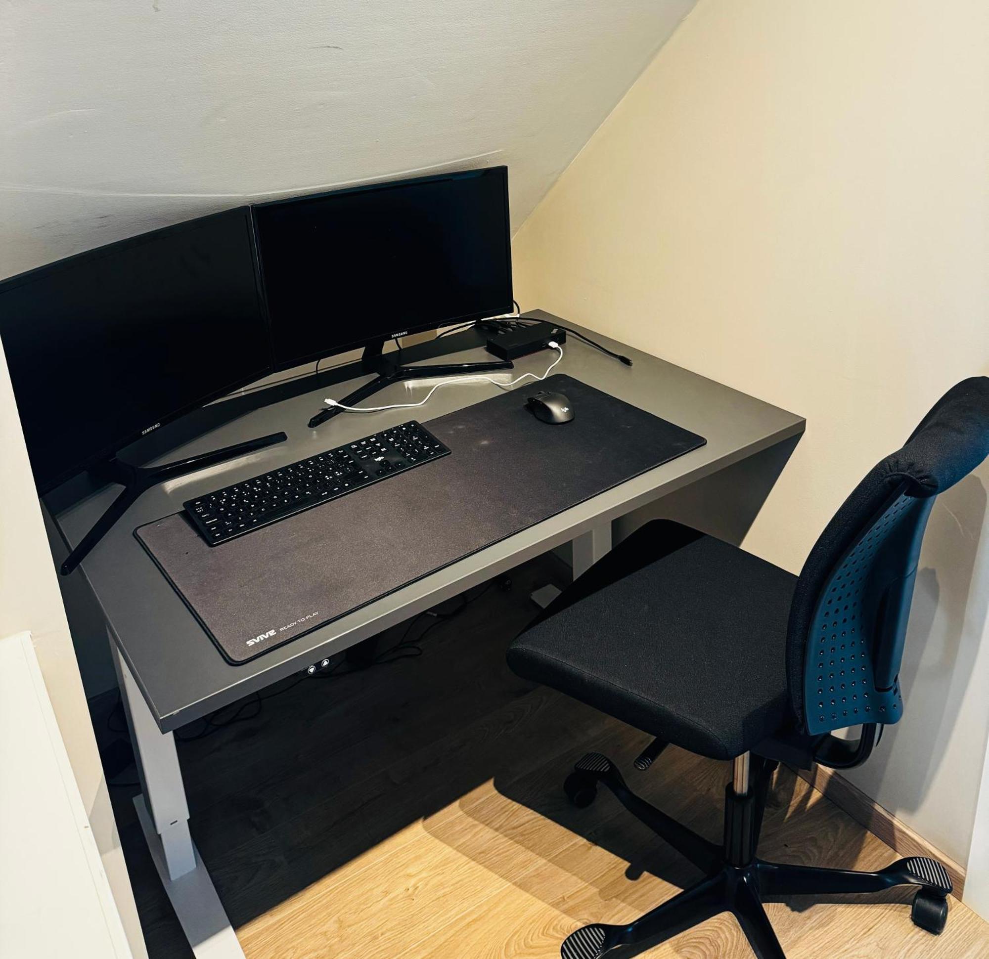 Ferienwohnung Stylish & Bright Penthouse - Office - 5 Star Location! Egersund Exterior foto